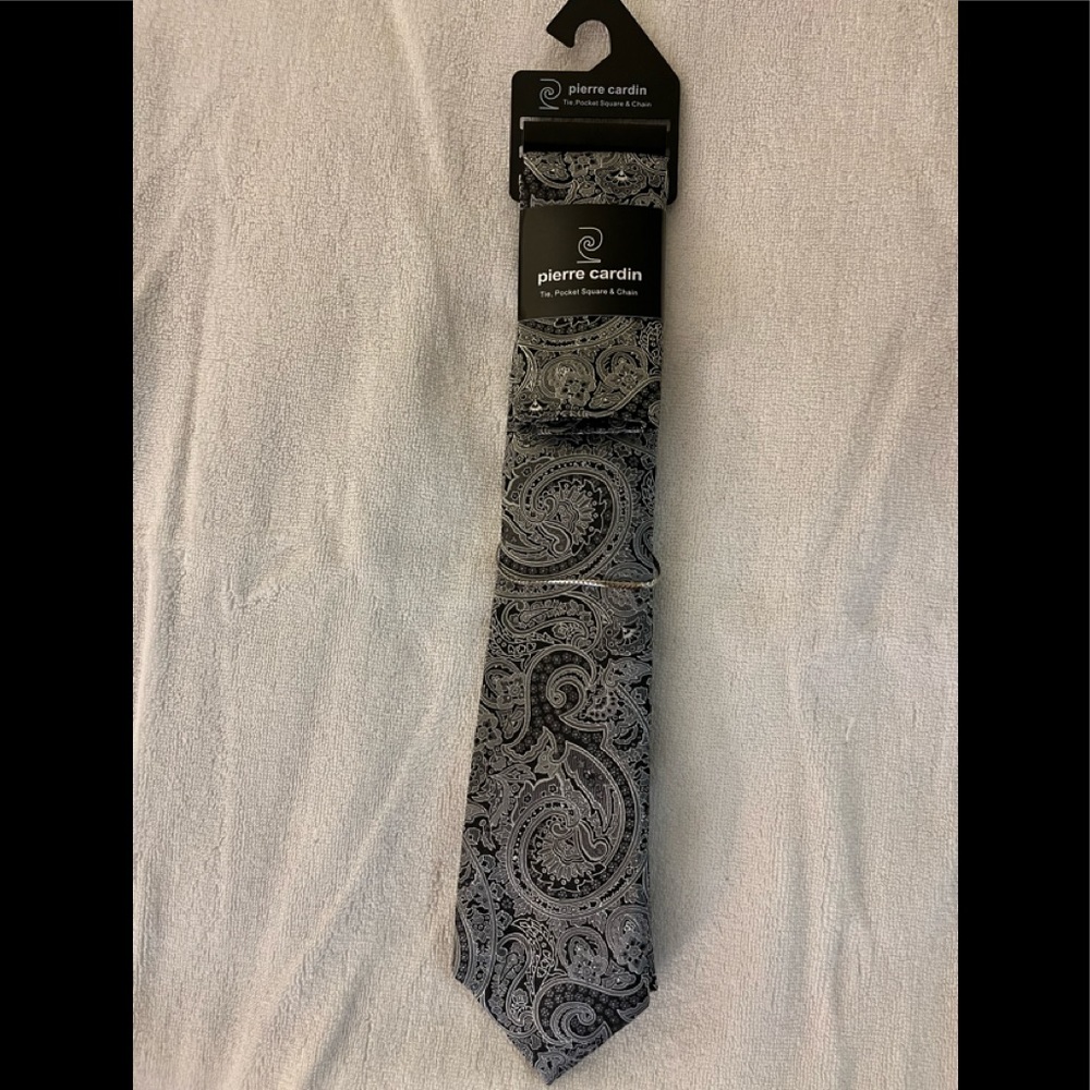 Mens tie and hanky set